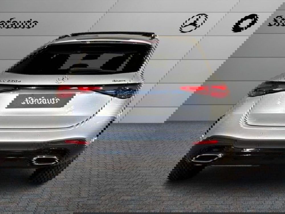 Mercedes-Benz GLC nuova a Bologna (6)