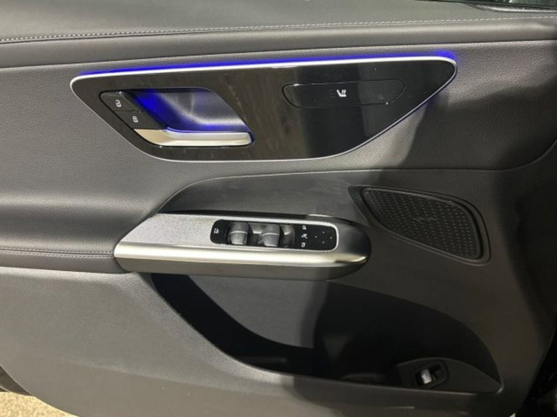 Mercedes-Benz GLC nuova a Bologna (10)