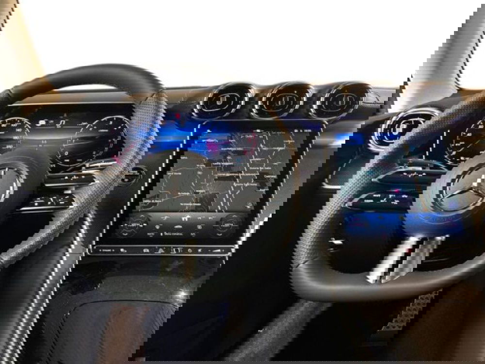 Mercedes-Benz GLC nuova a Bologna (14)