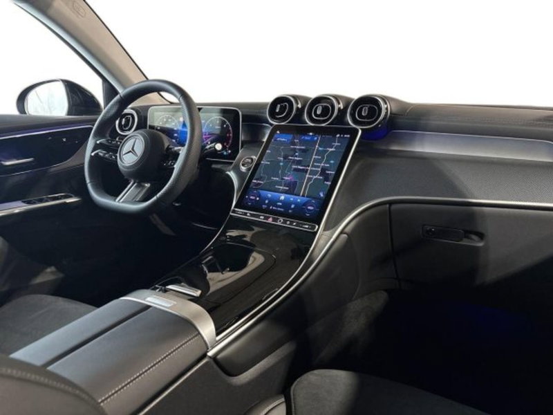 Mercedes-Benz GLC nuova a Bologna (15)