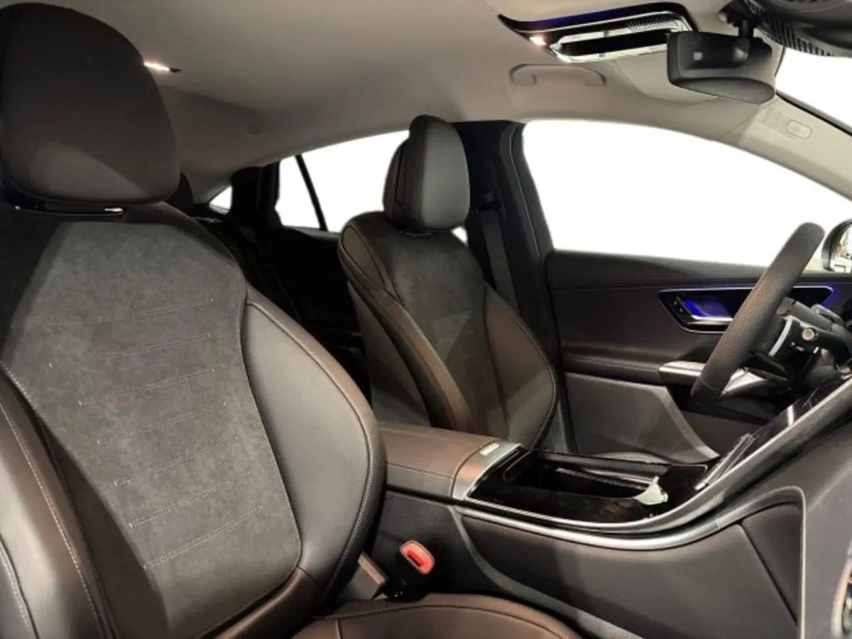 Mercedes-Benz GLC nuova a Bologna (16)