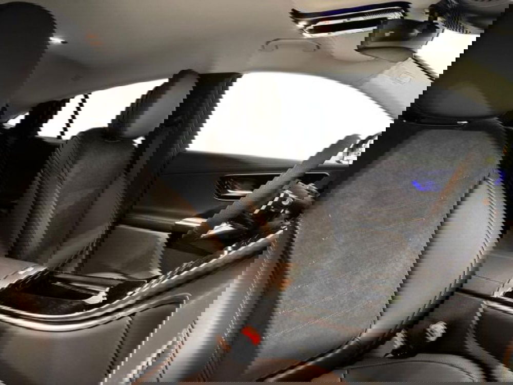 Mercedes-Benz GLC nuova a Bologna (16)