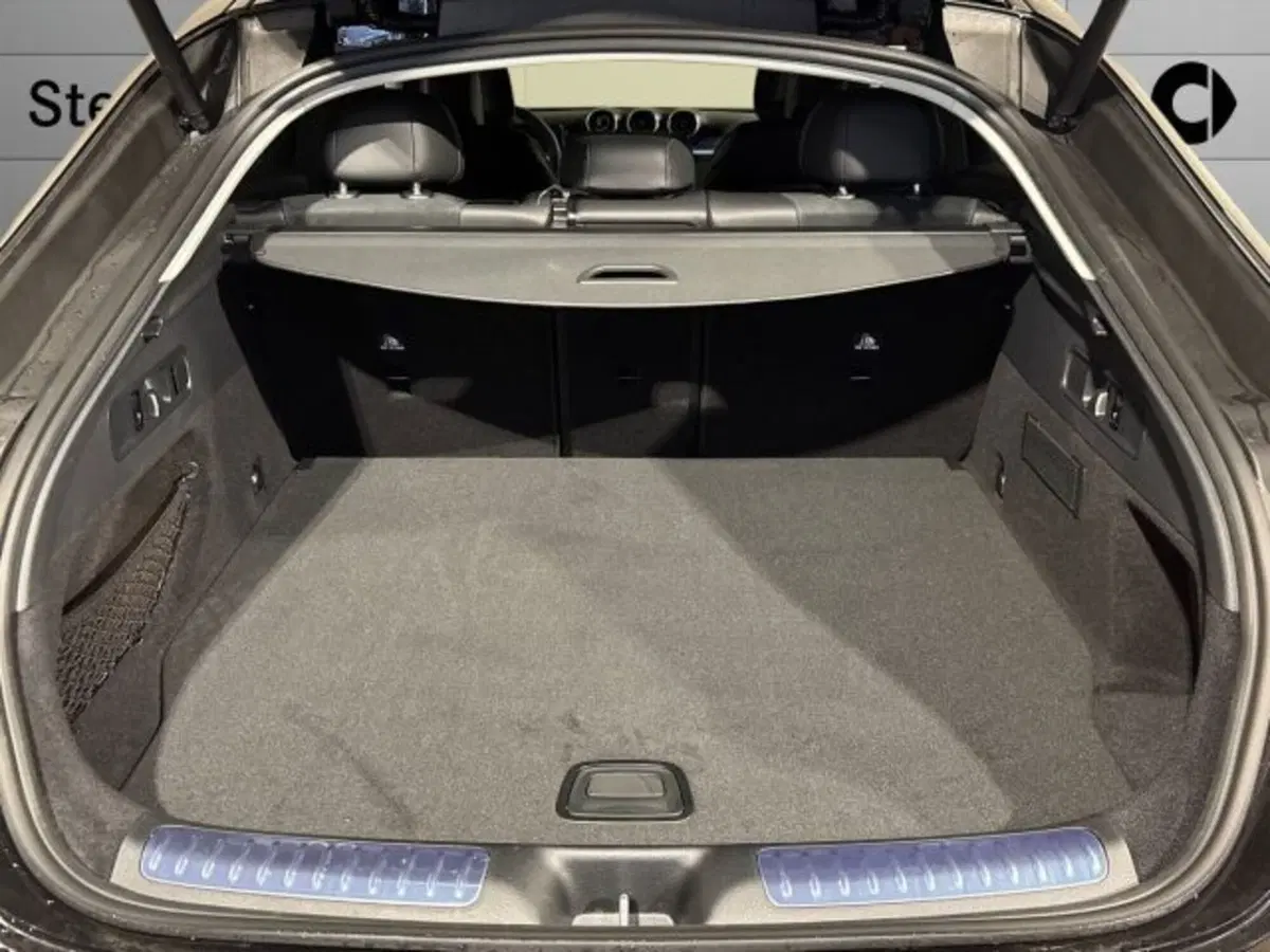 Mercedes-Benz GLC nuova a Bologna (7)