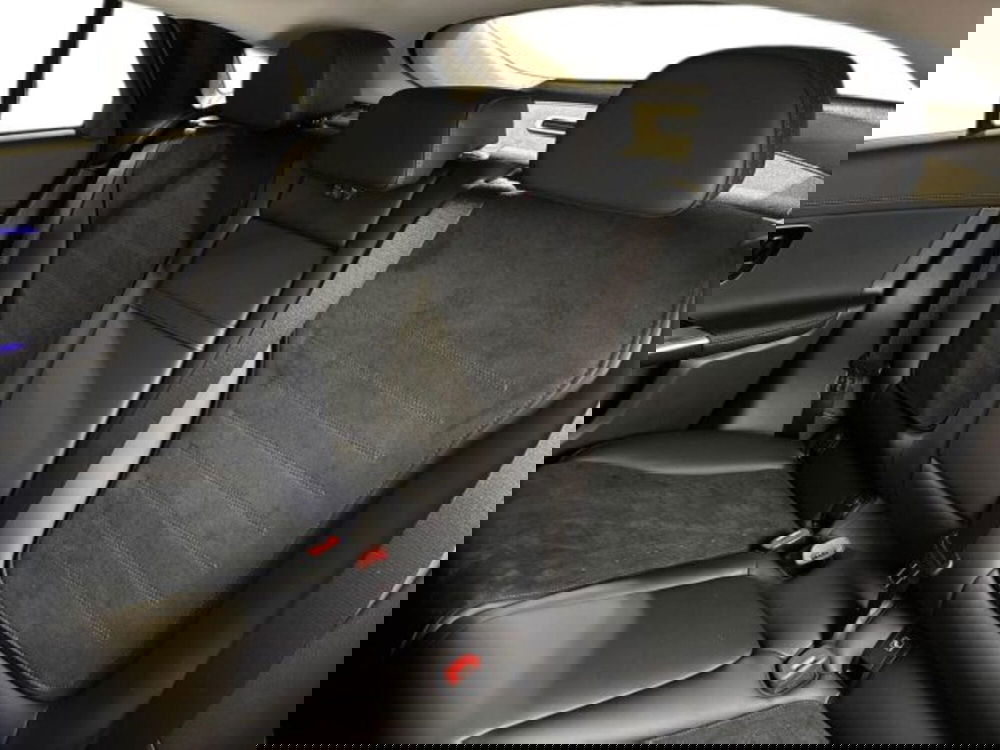 Mercedes-Benz GLC nuova a Bologna (9)