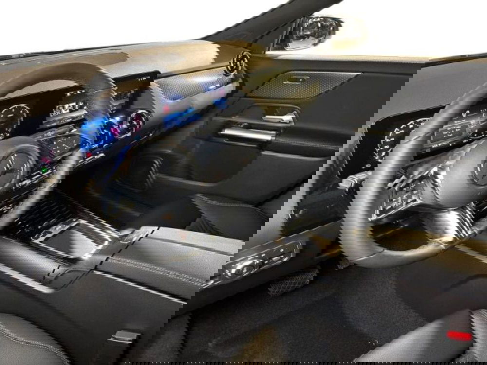 Mercedes-Benz GLA SUV nuova a Bologna (11)