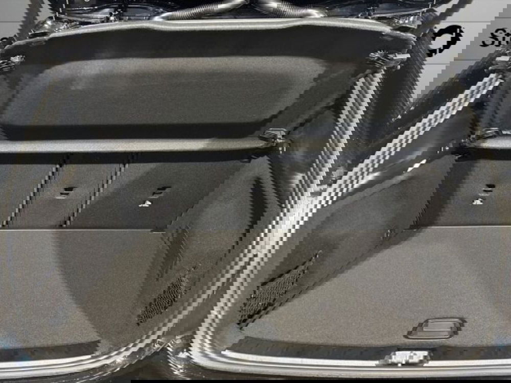 Mercedes-Benz GLA SUV nuova a Bologna (7)