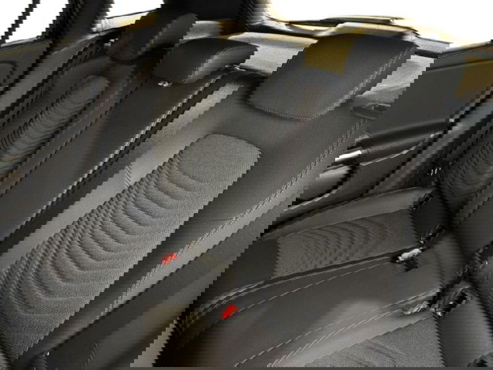 Mercedes-Benz GLA SUV nuova a Bologna (9)