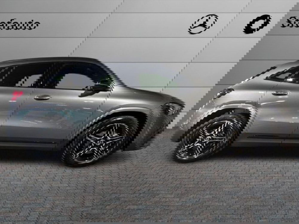 Mercedes-Benz GLA SUV nuova a Bologna (2)