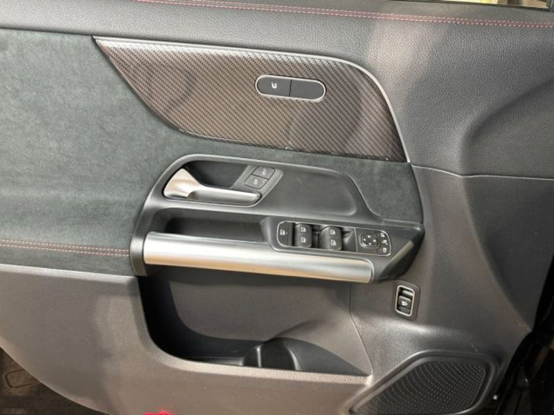 Mercedes-Benz GLA SUV nuova a Bologna (10)