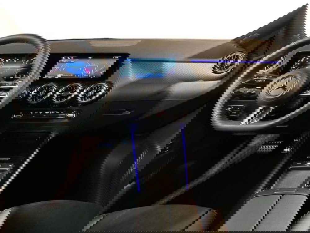 Mercedes-Benz GLA SUV nuova a Bologna (13)