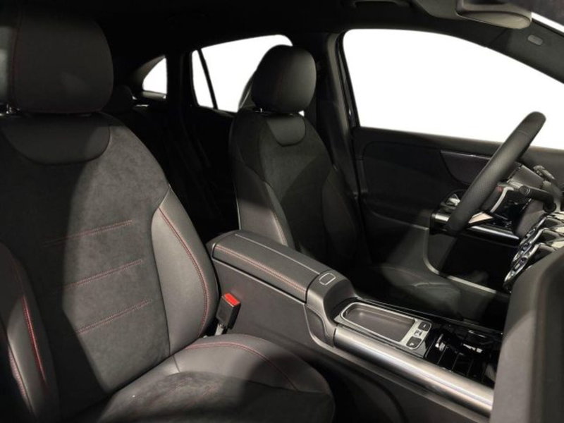 Mercedes-Benz GLA SUV nuova a Bologna (16)