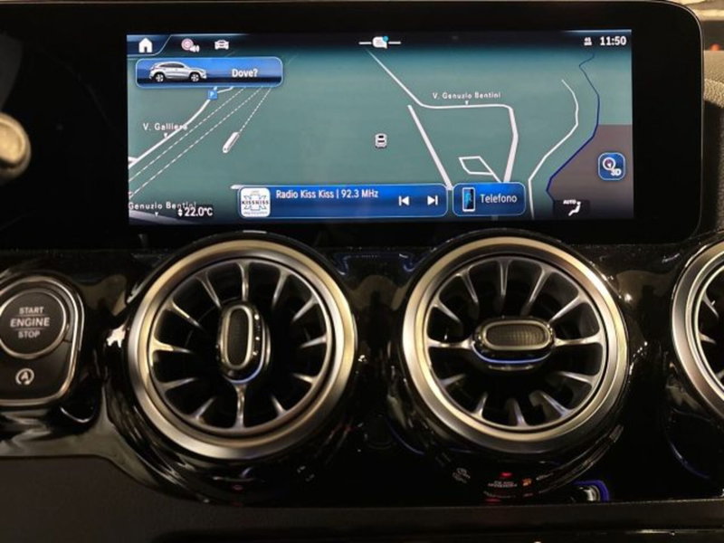 Mercedes-Benz GLA SUV nuova a Bologna (17)