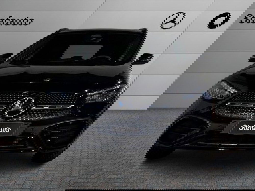 Mercedes-Benz GLA SUV nuova a Bologna (4)