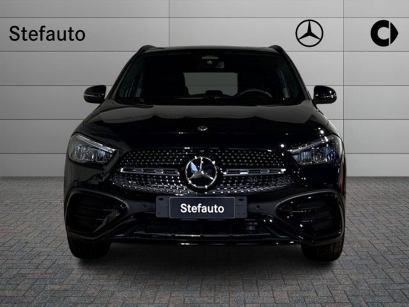 Mercedes-Benz GLA SUV nuova a Bologna (4)