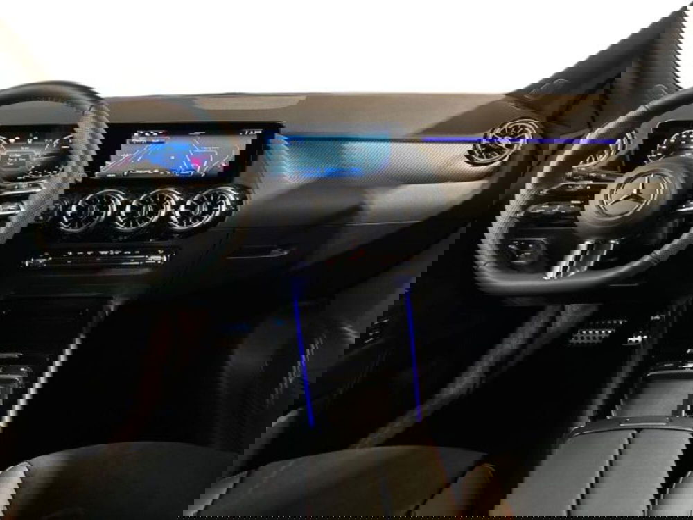 Mercedes-Benz GLA SUV nuova a Bologna (13)