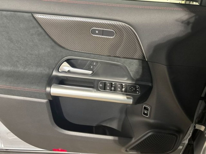 Mercedes-Benz GLA SUV nuova a Bologna (10)