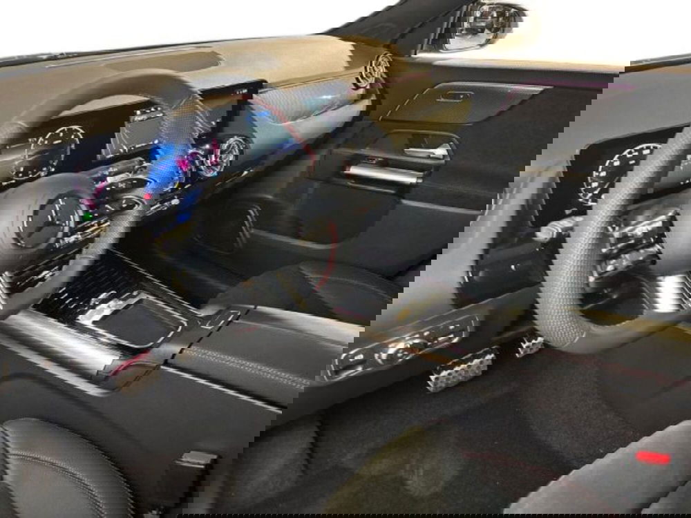 Mercedes-Benz GLA SUV nuova a Bologna (11)