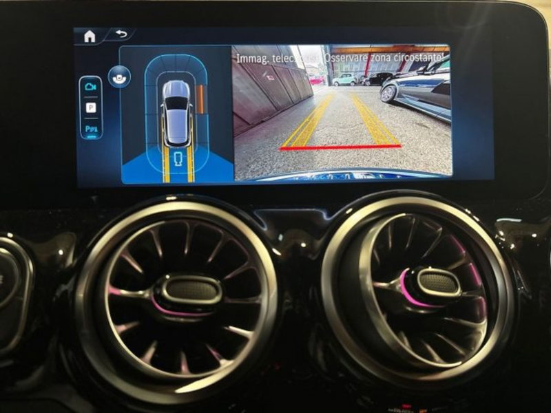 Mercedes-Benz GLA SUV nuova a Bologna (12)