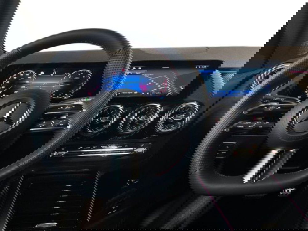 Mercedes-Benz GLA SUV nuova a Bologna (14)