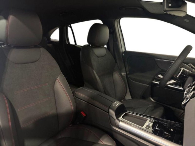 Mercedes-Benz GLA SUV nuova a Bologna (16)