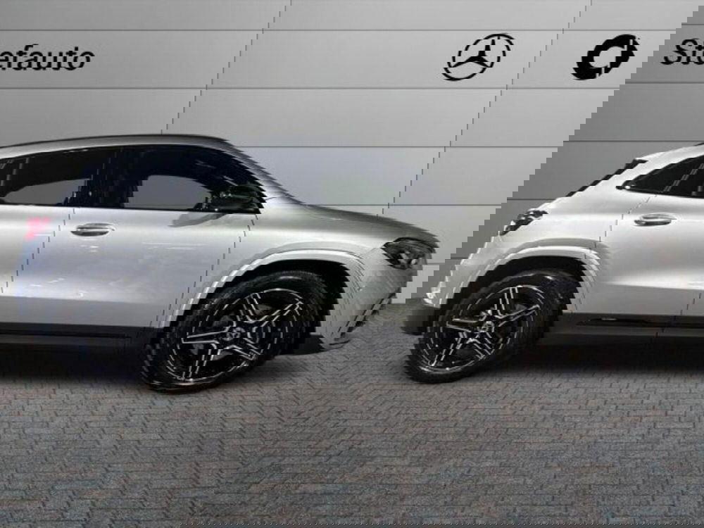 Mercedes-Benz GLA SUV nuova a Bologna (2)