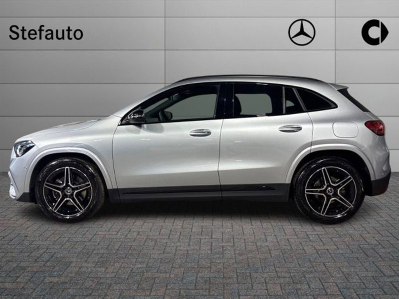 Mercedes-Benz GLA SUV nuova a Bologna (3)