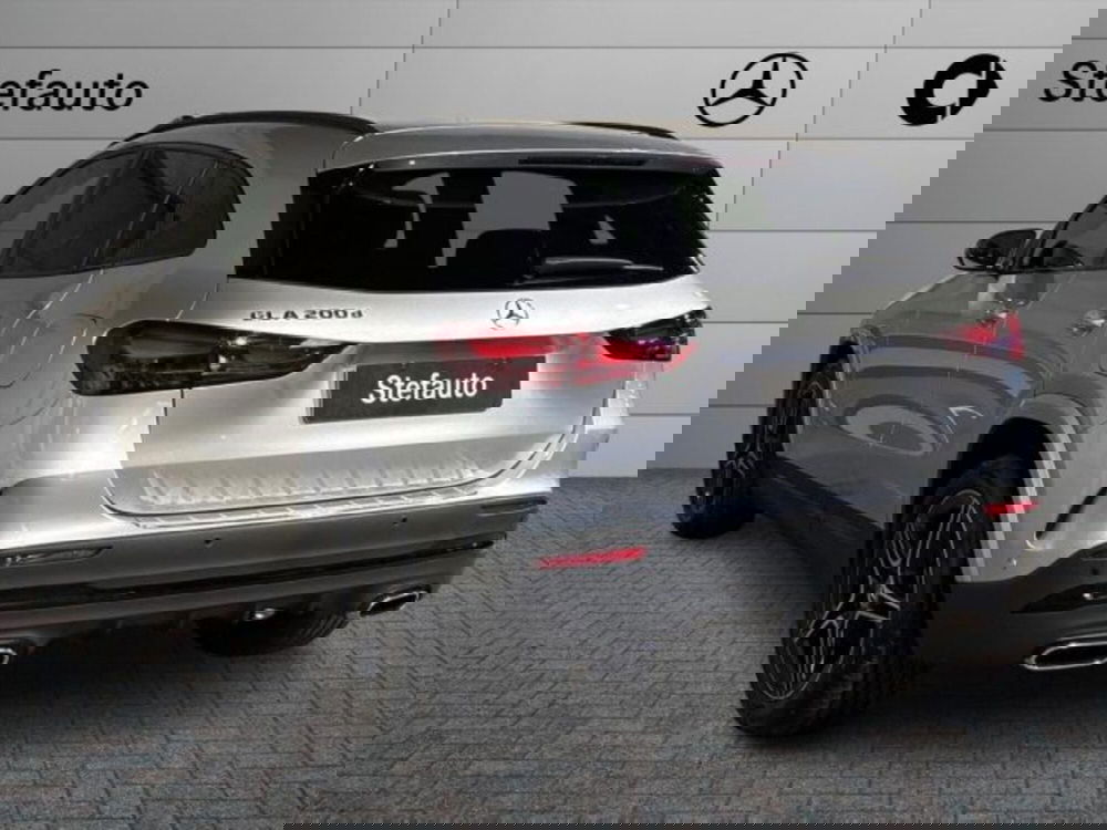 Mercedes-Benz GLA SUV nuova a Bologna (5)