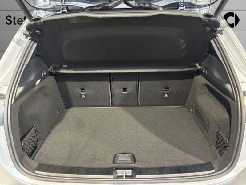 Mercedes-Benz GLA SUV nuova a Bologna (7)
