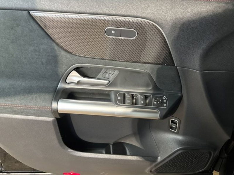 Mercedes-Benz GLA SUV nuova a Bologna (10)