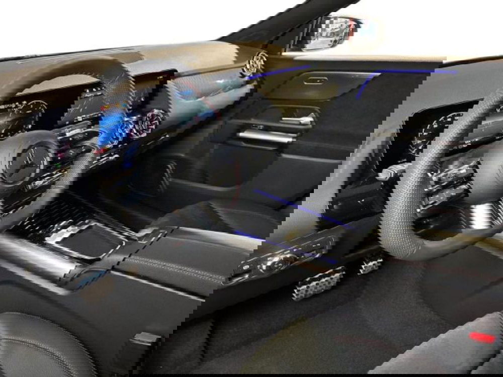 Mercedes-Benz GLA SUV nuova a Bologna (11)