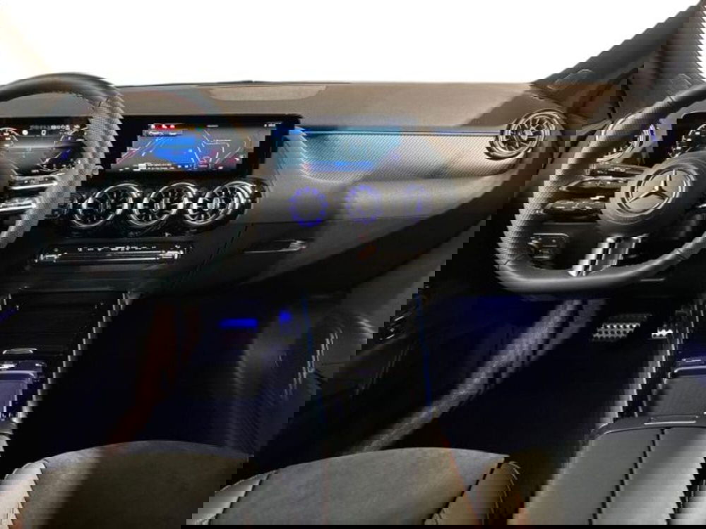 Mercedes-Benz GLA SUV nuova a Bologna (13)