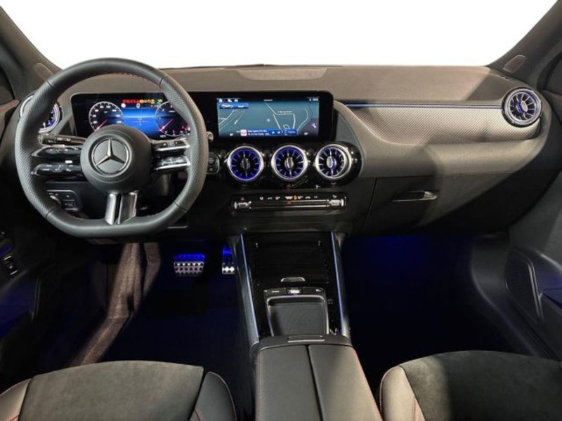 Mercedes-Benz GLA SUV nuova a Bologna (13)
