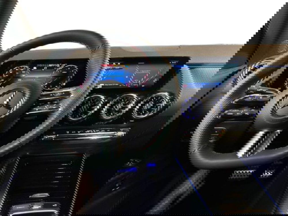 Mercedes-Benz GLA SUV nuova a Bologna (14)