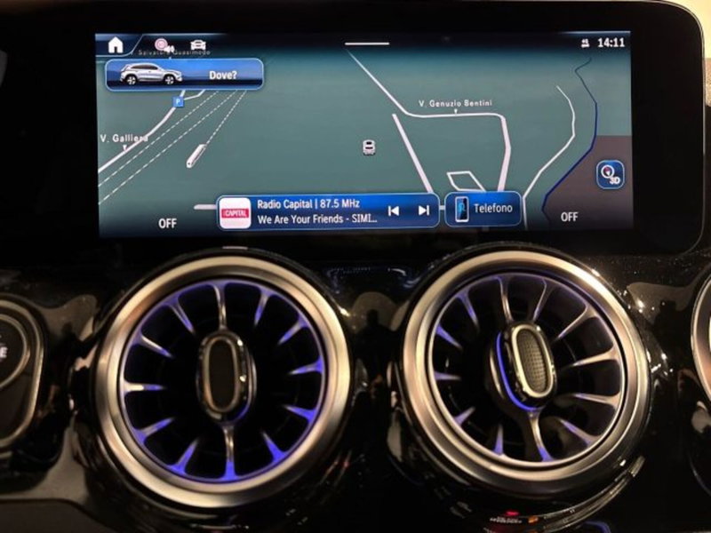 Mercedes-Benz GLA SUV nuova a Bologna (17)