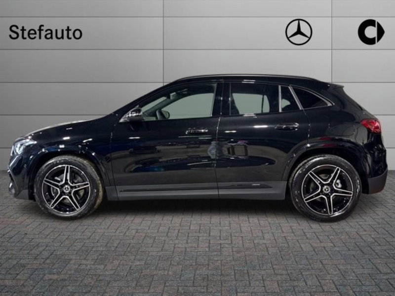 Mercedes-Benz GLA SUV nuova a Bologna (3)