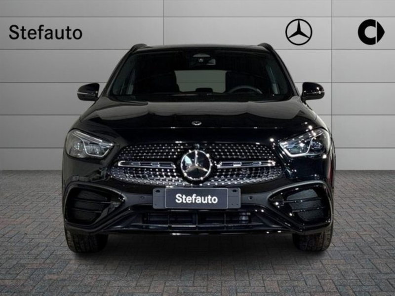 Mercedes-Benz GLA SUV nuova a Bologna (4)