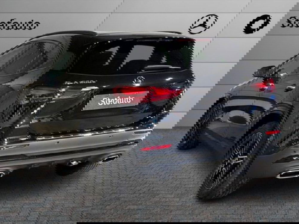 Mercedes-Benz GLA SUV nuova a Bologna (5)