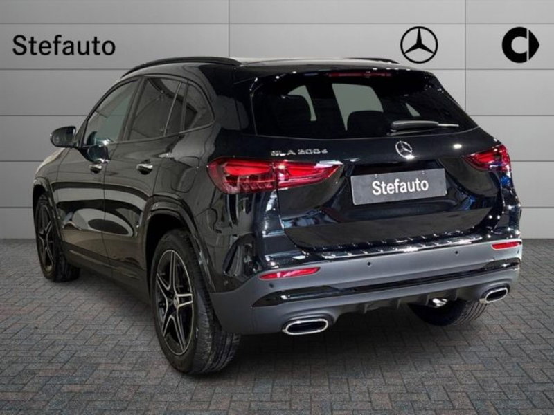 Mercedes-Benz GLA SUV nuova a Bologna (5)