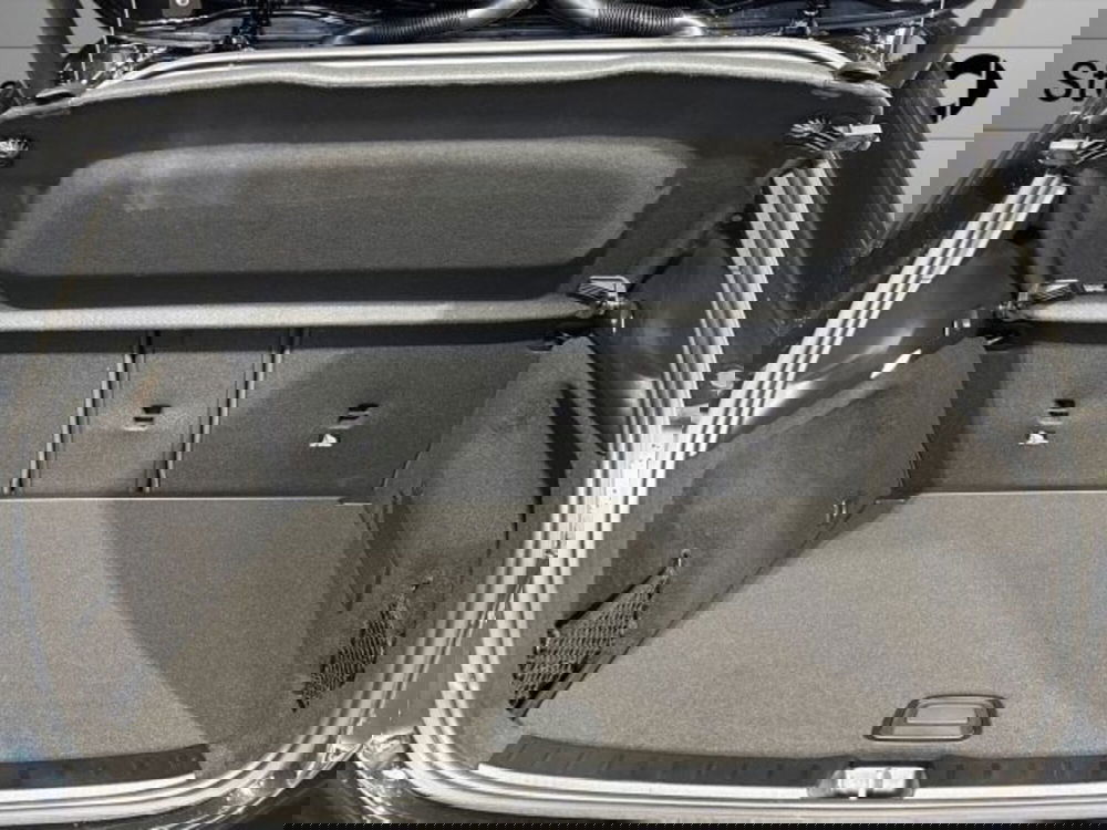 Mercedes-Benz GLA SUV nuova a Bologna (7)