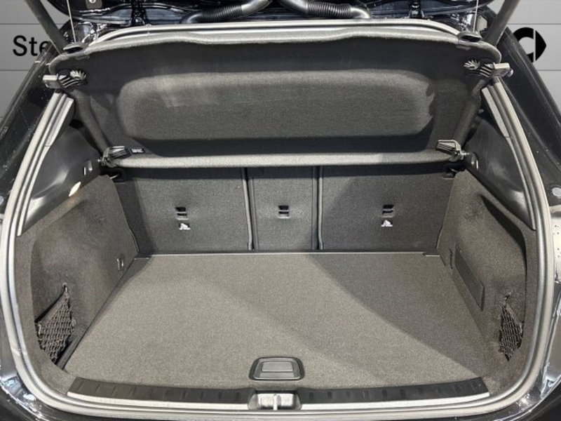 Mercedes-Benz GLA SUV nuova a Bologna (7)