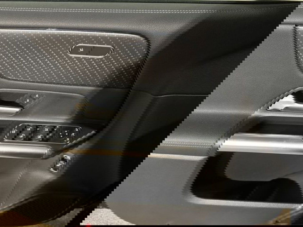 Mercedes-Benz Classe B nuova a Bologna (10)