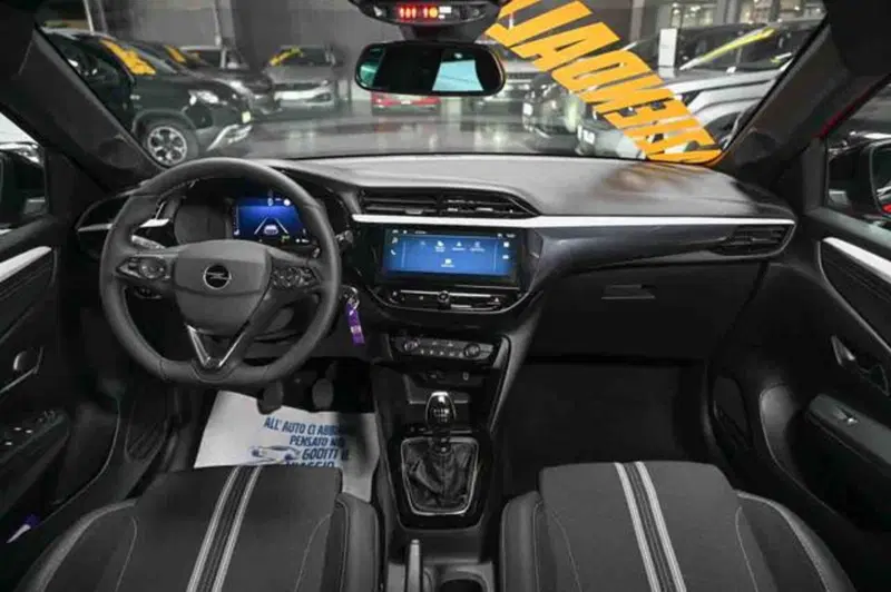 Opel Corsa usata a Torino (10)