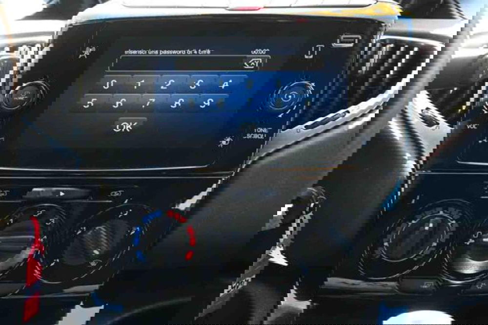 Lancia Ypsilon usata a Torino (13)