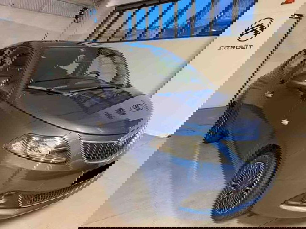 Lancia Ypsilon usata a Torino (3)