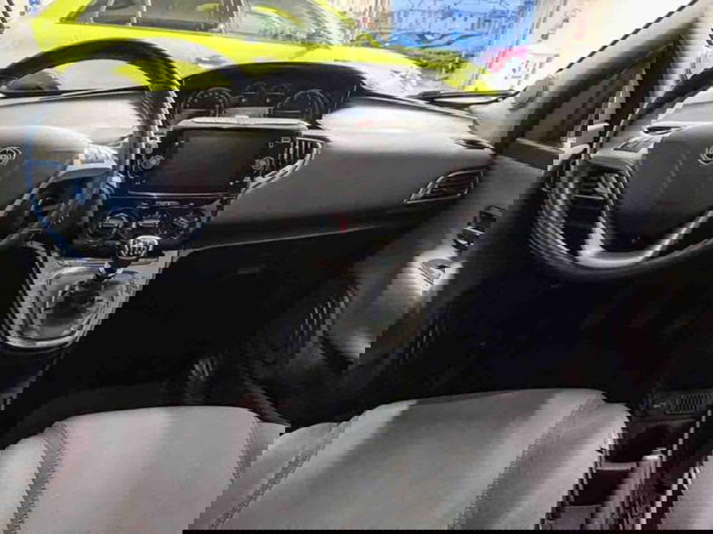 Lancia Ypsilon usata a Torino (9)