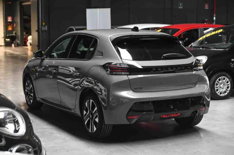 Peugeot 208 usata a Torino (7)