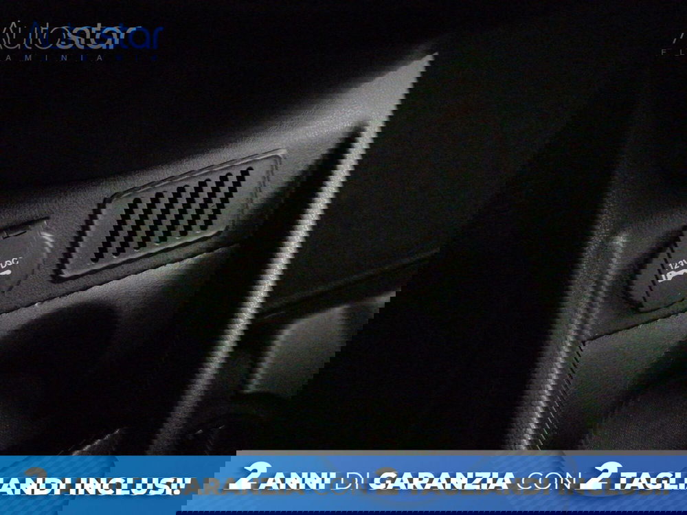 Lancia Ypsilon usata a Roma (17)