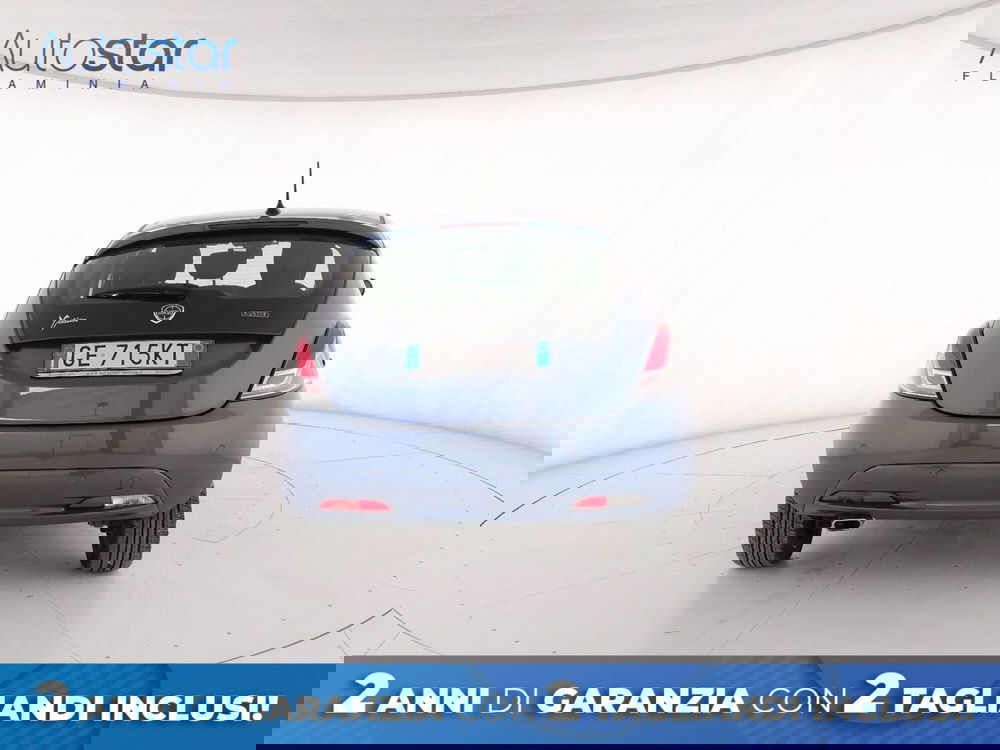 Lancia Ypsilon usata a Roma (4)