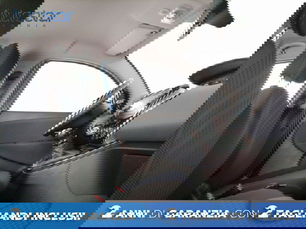 Lancia Ypsilon usata a Roma (6)