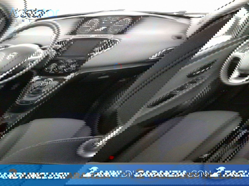 Lancia Ypsilon usata a Roma (9)